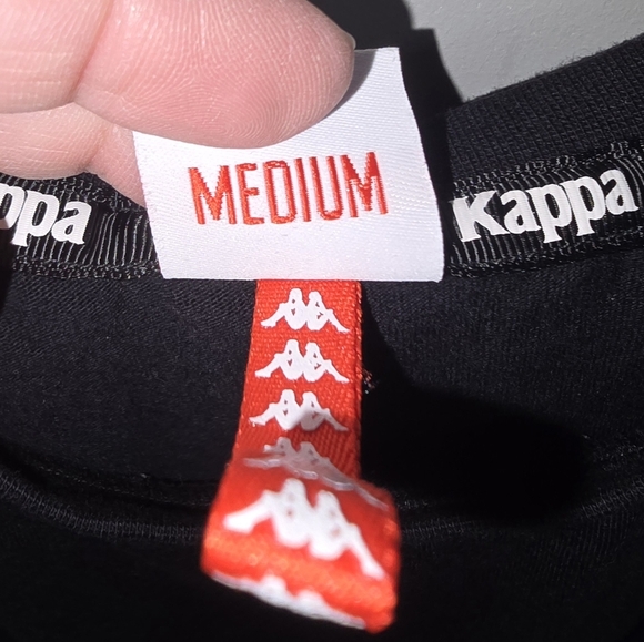 KAPPA Authentic APUA Black & White Logo Cropped Boxy Tee Shirt Top Women's M - Picture 10 of 11